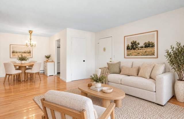 154 Cross Slope Court Gallery 2