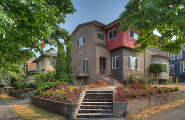 15th Avenue Apartments Gallery 1