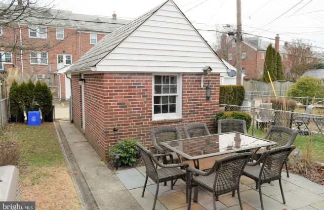 65 MURDOCK ROAD Gallery 2