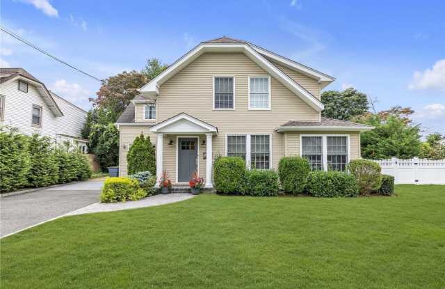 80 Netz Place - 80 Netz Place, Albertson, NY 11507