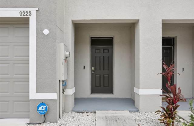9223 ROCK HARBOUR Way Gallery 2