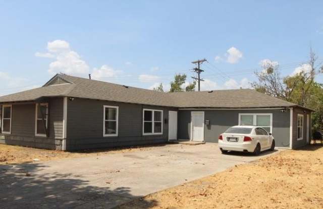 927-929 Stetson Ave photos photos