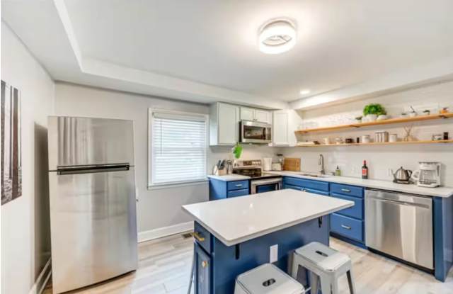 1621 Harrison Avenue photos photos