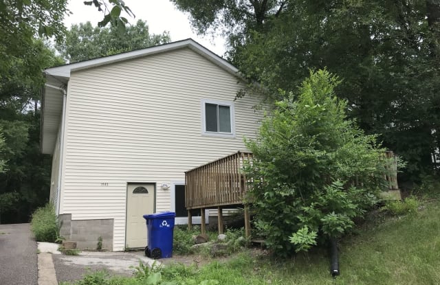 1541 Jackson St - 1541 Jackson Street, St. Paul, MN 55117
