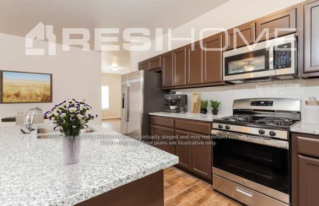 8161 Lakeside Drive Gallery 2