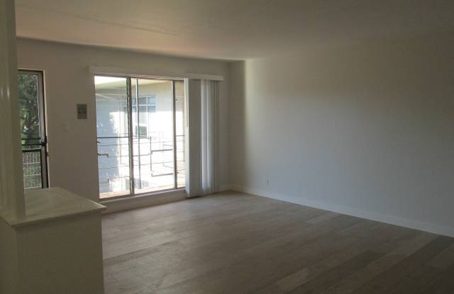 302 Euclid Avenue photos photos