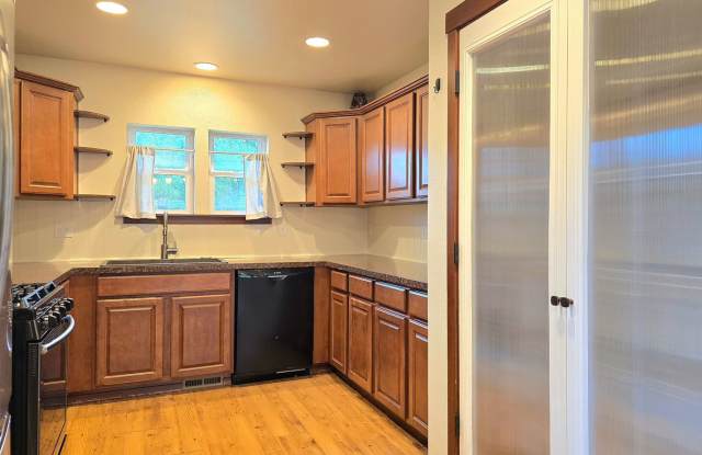 Discover Your Next Home! 4-Bedroom Home in Stanwood -  Pet-Friendly $250 Signing Bonus! Gallery 4