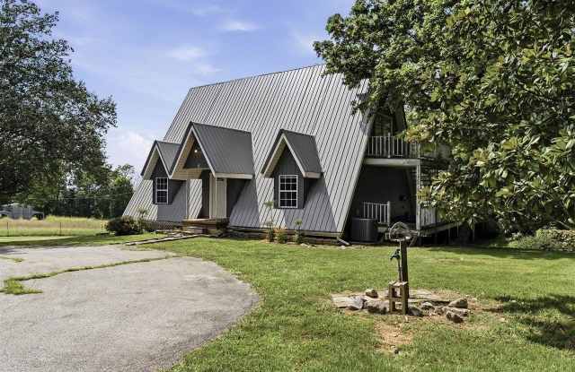 168 Halfway Road Gallery 2