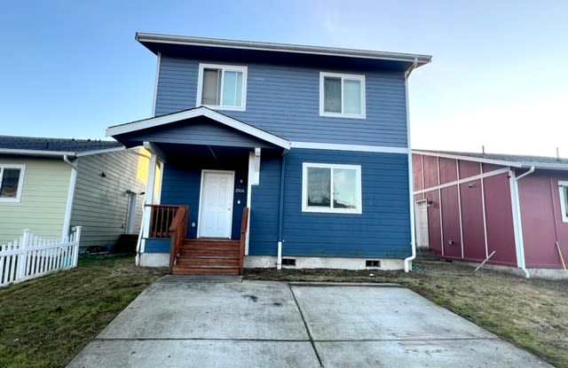 2104 SE Polar Star Way photos photos