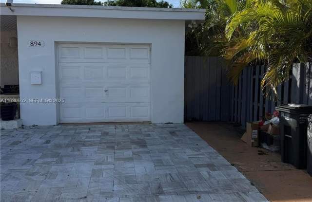 894 80th St - 894 80th Street, Miami Beach, FL 33141