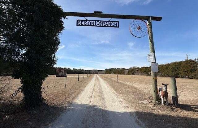 176 Old Fountain Road photos photos