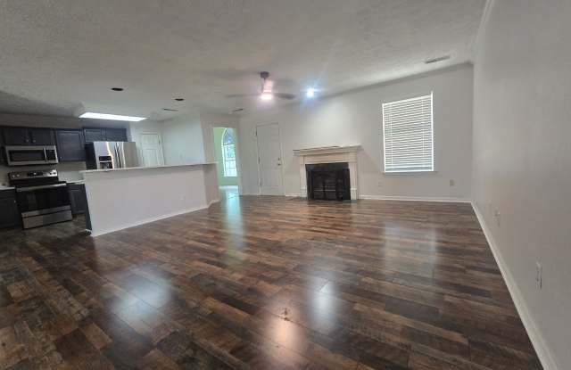 2112 Spring Hill Circle Gallery 4