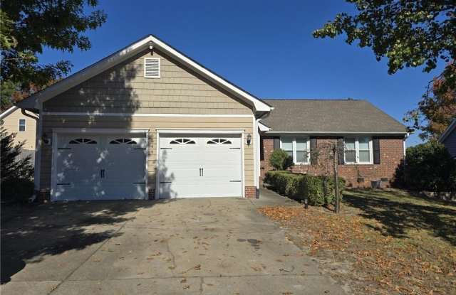 5544 Bear Creek Circle - 5544 Bear Creek Circle, Fayetteville, NC 28304