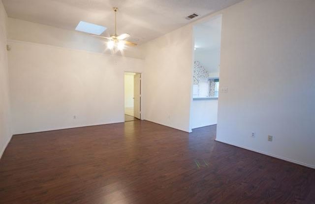 1812 Pine Ridge Drive Gallery 4