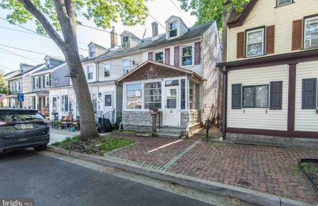 523 LOCUST Street photos photos