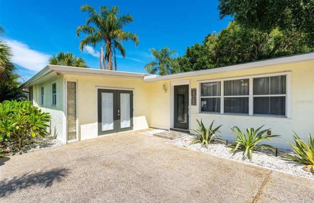 2363 MILFORD CIRCLE photos photos