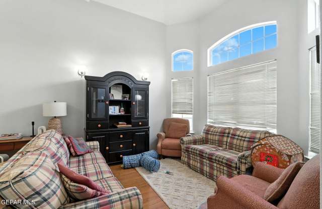 12361 TIERRA ARROYO Drive Gallery 4