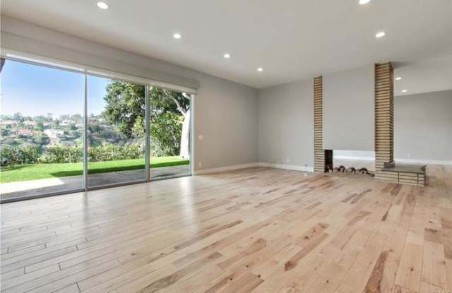 9721 Arby Drive Gallery 3