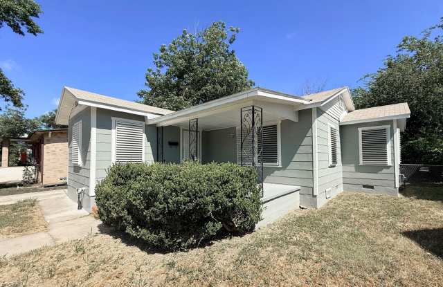 Cute 2 bedroom, 1 bath home in Hot Wells area Gallery 3
