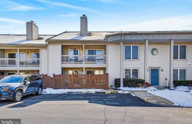 6910-A SANDRA MARIE Circle photos photos