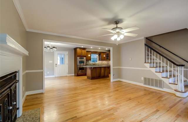 307 Deering Road NW Gallery 2