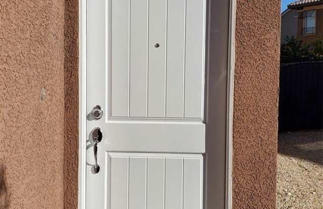 382 DOG LEG Drive Gallery 2