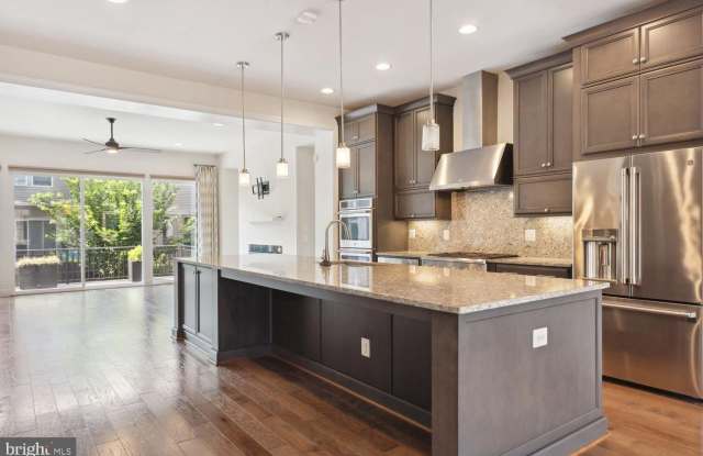42301 ASHMEAD Terrace Gallery 2