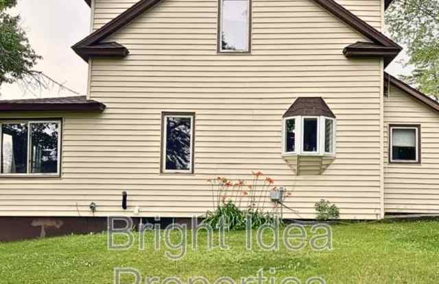 711 Elm Avenue photos photos
