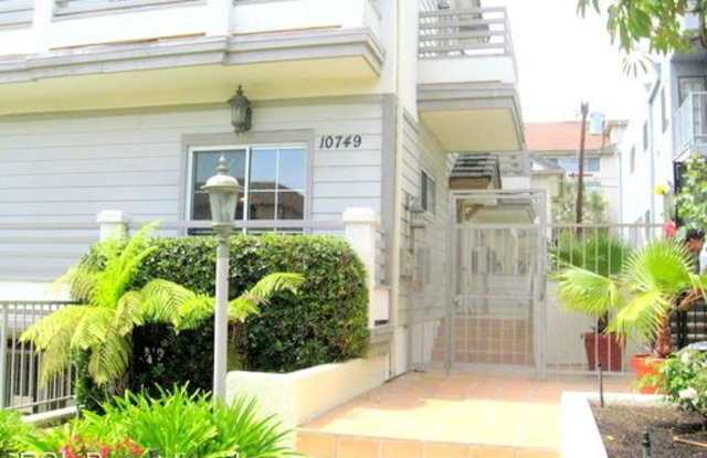 10749 Lawler Street #1 Gallery 2