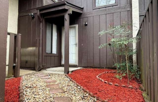 94 Cobblestone Creek photos photos