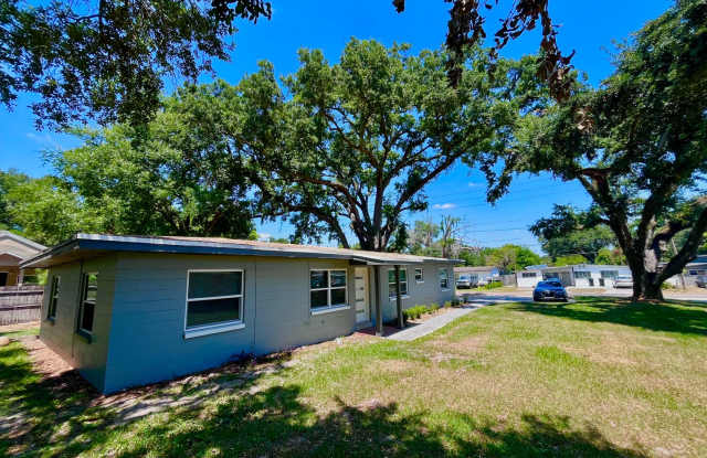 Nice 2BR/1BA Duplex - 1610 Triangle Ave photos photos