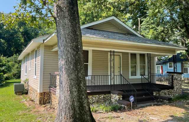 125 20th Avenue NE photos photos