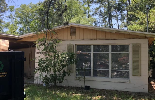 2450 MC CARTY DR - 2450 South Mc Carthy Drive, Jacksonville, FL 32210