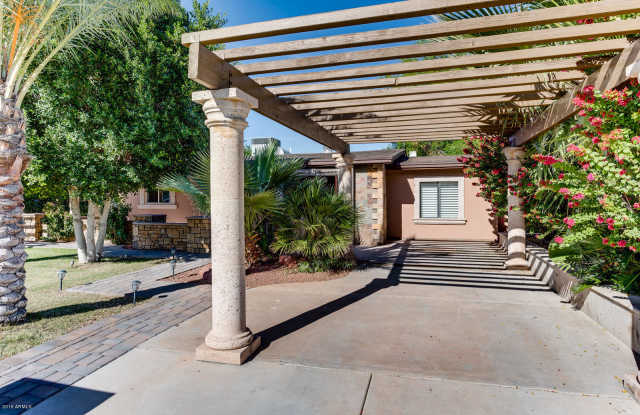 4328 E CHEERY LYNN Road Gallery 3