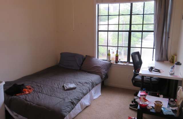 2300 LEON ST #203 photos photos