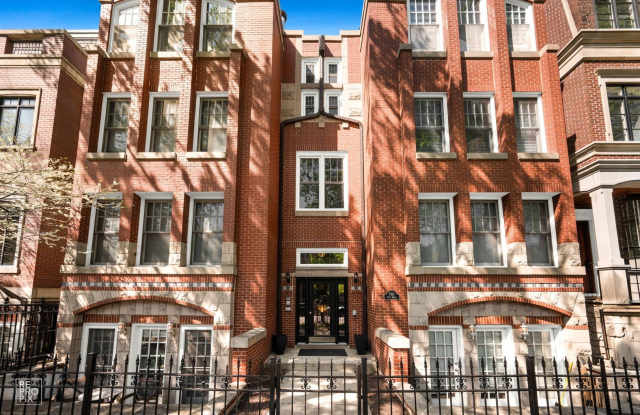 1414 W Byron Street photos photos
