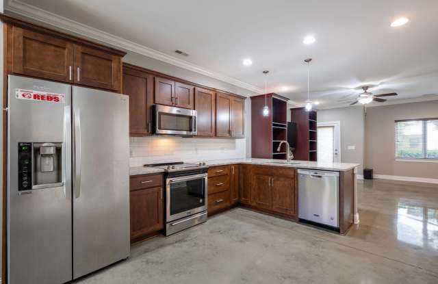 3111 Saint Elmo Avenue Gallery 2