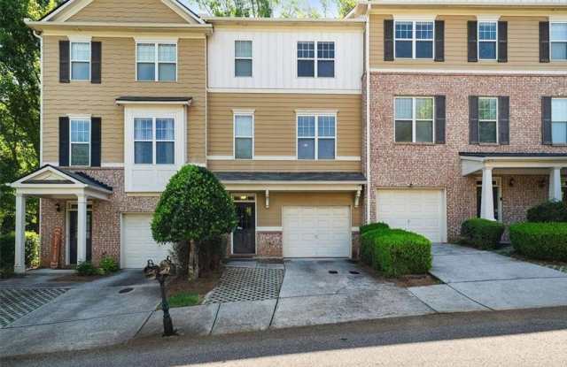 1798 Oakbrook Lane NW photos photos