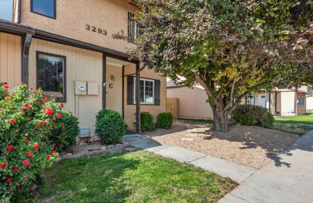 3293 North Good Hope Circle - C Gallery 1