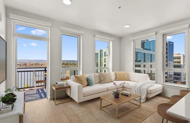 440 West Gallery 3