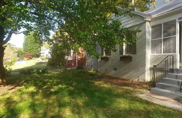 463 Lynnhaven Drive SW Gallery 2