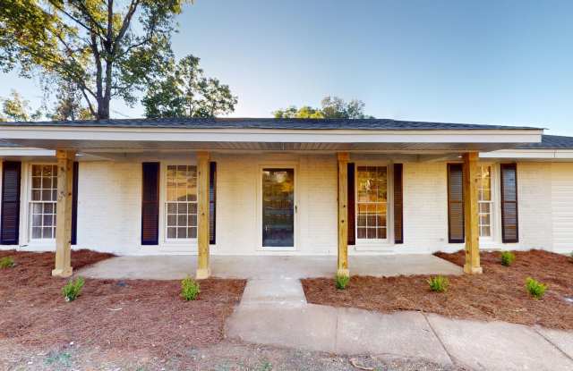 4 Bed/2 Bath in Daniel Pratt School District - 119 Overlook Drive, Prattville, AL 36066