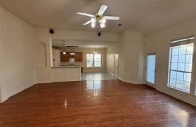 123 Hillcrest Drive Gallery 3