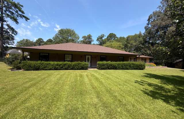 Remodeled 3 Bedroom Home in Keithville photos photos