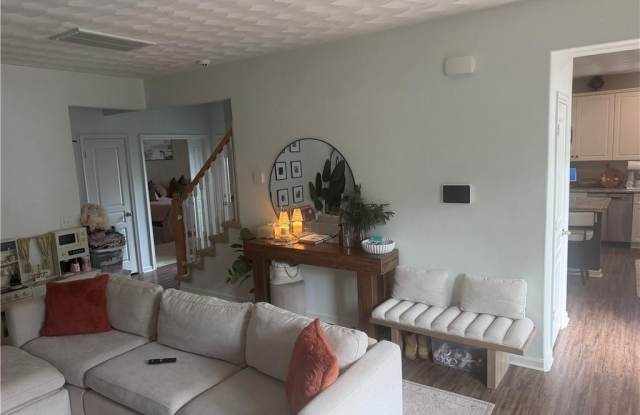 2176 Humphreys Drive Gallery 4