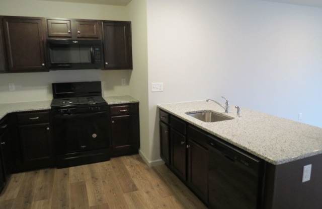 Pennsburg Beautiful 2 Bedroom 1.5 bath Townhome with garage $1,925/month Gallery 4