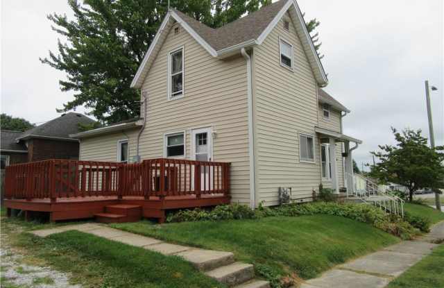 813 E Market St photos photos