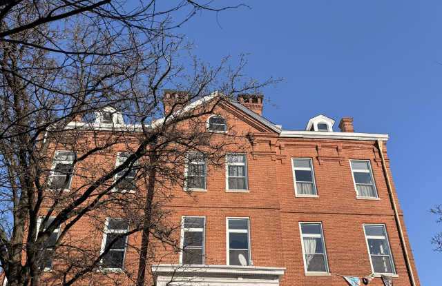 1901 E Lombard St photos photos