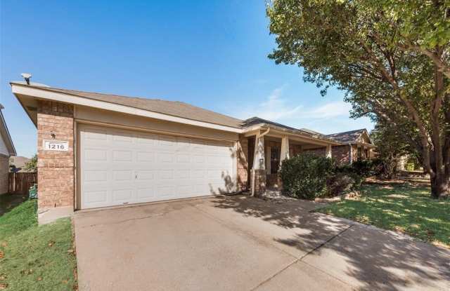 1216 Charlotte Drive Gallery 2