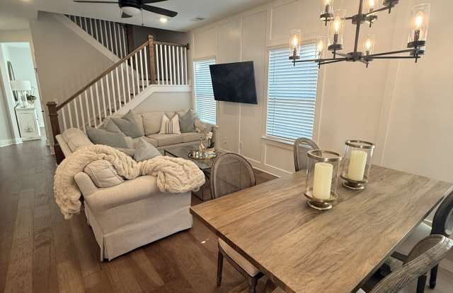 9030 Headwaters Dr Gallery 2